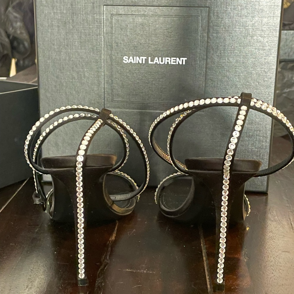 Saint Laurent Robin 86 Strap Sandals. - Picture 4 of 8
